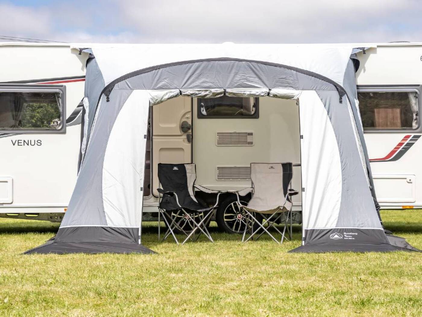 SunnCamp Sunncamp Swift 260 SC Caravan Porch Awning With Rear Upright Pads 2022 5039150226270 